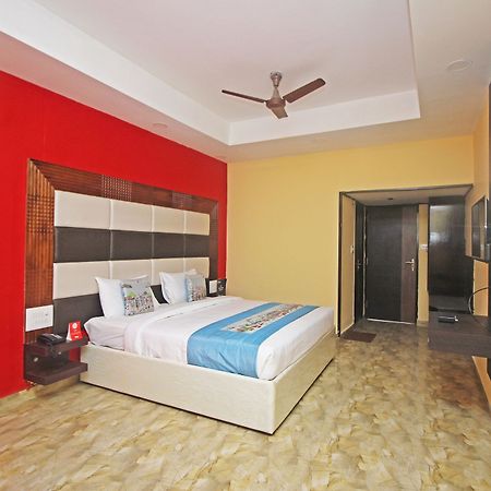 Hotel New Rajdarshan マディケーリ エクステリア 写真