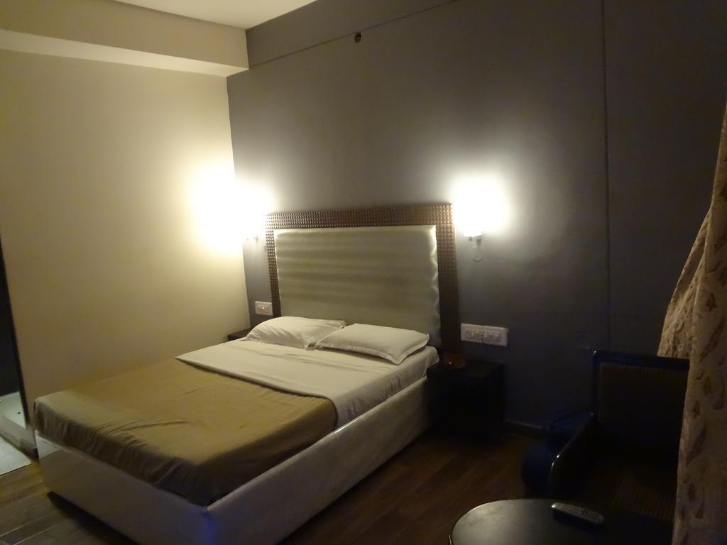 Hotel New Rajdarshan マディケーリ 部屋 写真